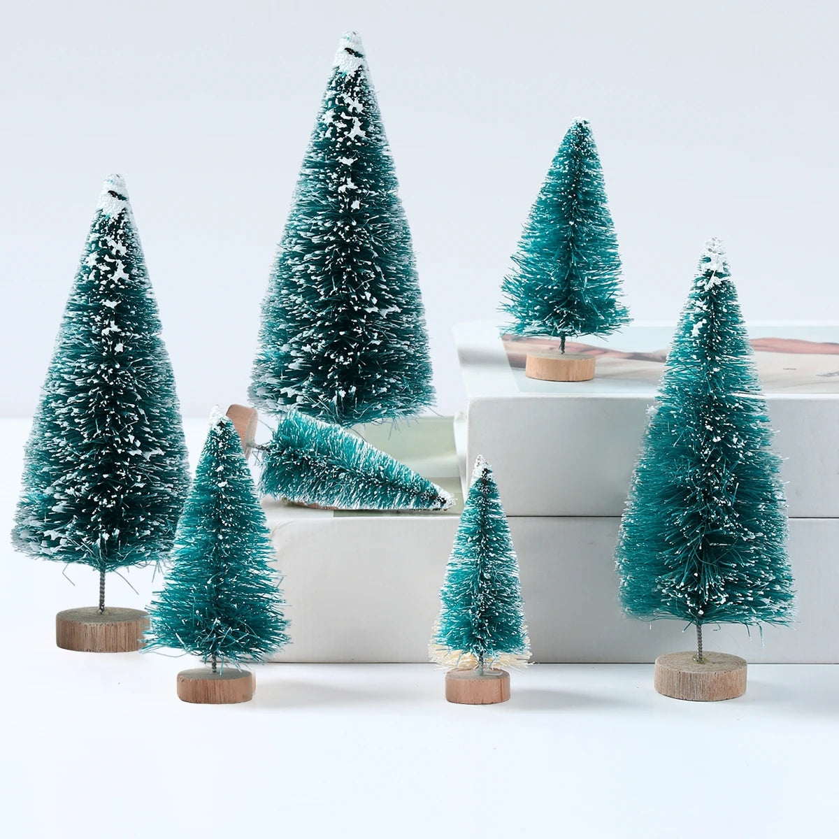 LuxeOrbit Artificial Mini Wooden Christmas Tree Blue Green White Gold Tower Pine Small Sisal Christmas Tree Tabletop Ornament Decor