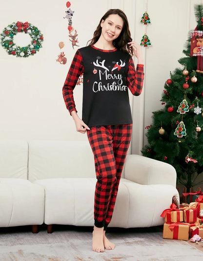 LuxeOrbit 2025 Xmas Matching Family Pajamas Dear Merry Christmas Print Pjs Adult Child Sleepwear Set Baby Jumpsuit+Dog Clothes