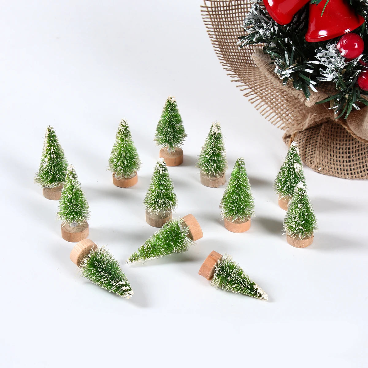 LuxeOrbit Artificial Mini Wooden Christmas Tree Blue Green White Gold Tower Pine Small Sisal Christmas Tree Tabletop Ornament Decor